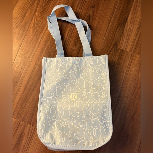 Lululemon Limited Edition Small Blue Shopping Tote - Picture 4 of 4
